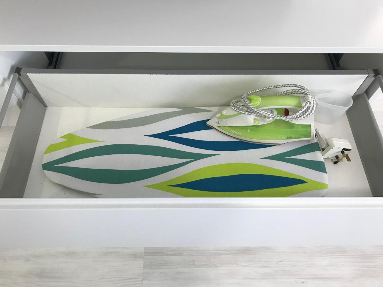 Sea View Holiday Apartment 라르나카 외부 사진